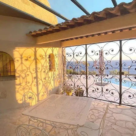 別荘 Splendide Villa Vue Mer Plage Saint-Raphael *